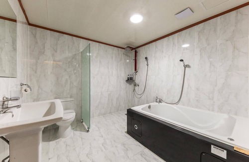 Suncheon Hotel | Gwangyang Picasso