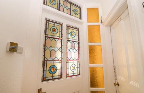 Criccieth Apartment | Gwel Y Castell Castle View