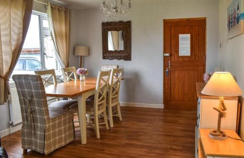 Pentraeth House | Gwel Y Don