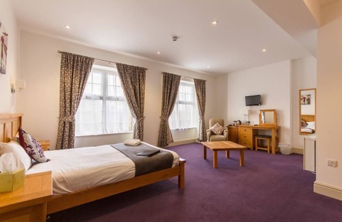 Ffestiniog Hotel | Gwesty Seren Hotel