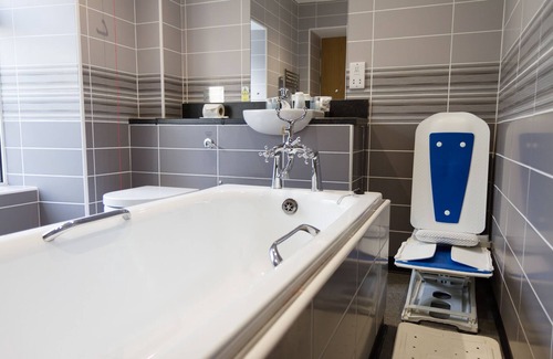 Ffestiniog Hotel | Gwesty Seren Hotel