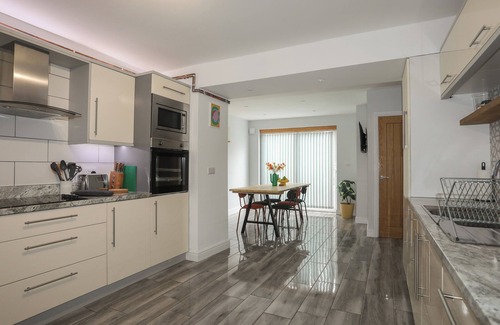 Nefyn Cottage | GWYNLE, pet friendly, character holiday cottage in Nefyn