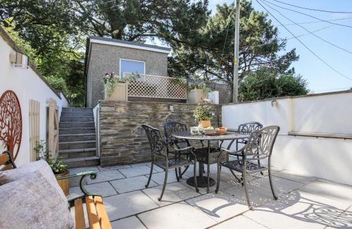 Llanystumdwy House | Gyda'r Llif