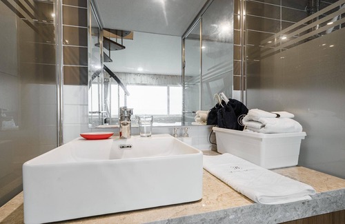 Gyeongju Hotel | Gyeongju Hotel Brown