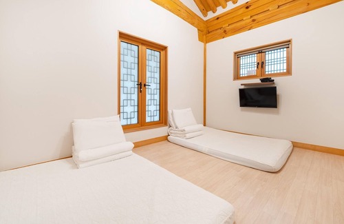 Gyeongju House | Gyeongju Ipsaedalseumeunal