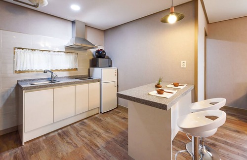 Gangneung House | Gyeongpoen Pension