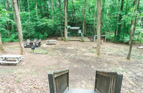 Sevierville House | Gypsy Cottage Near the Smokies #16 Sabina