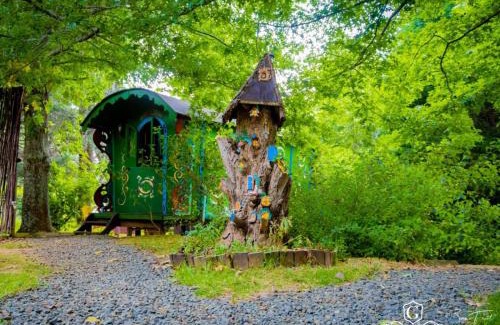 Clarens Apartment | Gypsy Wagons and Vans, Clarens