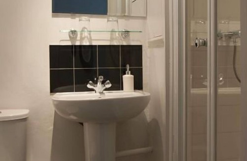 Eastbourne City Centre House | Gyves Guest House