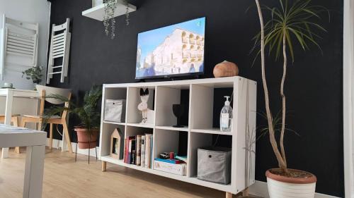 La Trinidad-San Juan y Todos los Santos Apartment | GYVHome