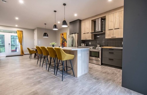 Orford Apartment | Hôtel à la maison - Havre en montagne & spa privé