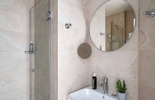 Quartier du Faubourg-Montmartre Hotel | Hôtel Acadia - Astotel