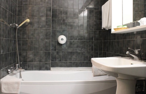 Roquebrune-Cap-Martin Hotel | Hôtel Alexandra