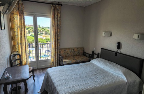 Collioure Hotel | Hôtel Ambeille