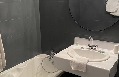 Agde Hotel | Hôtel Athéna