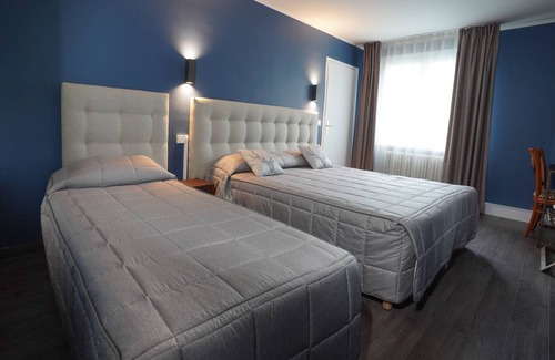Saint-Jorioz Hotel | Hôtel Auberge Le Semnoz