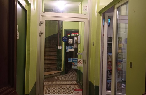 Clignancourt Apartment | Hôtel Azur