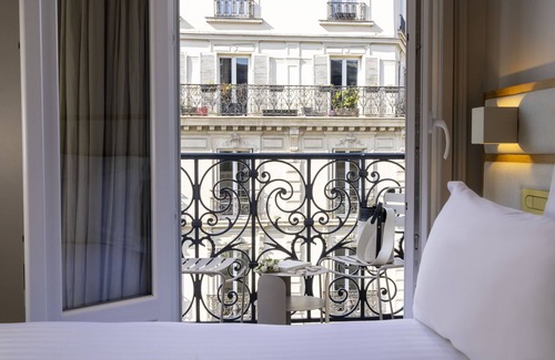 9th Arrondissement Hotel | Hôtel Beige
