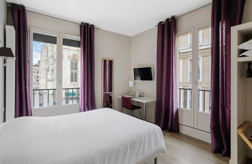 Quartier Vieux Marche-Cathedrale Hotel | Hôtel Cardinal
