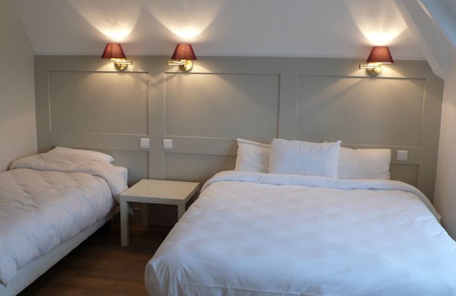 Quartier Vieux Marche-Cathedrale Hotel | Hôtel Cardinal