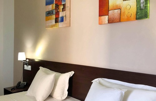 Ouakam Hotel | Hôtel Colonia