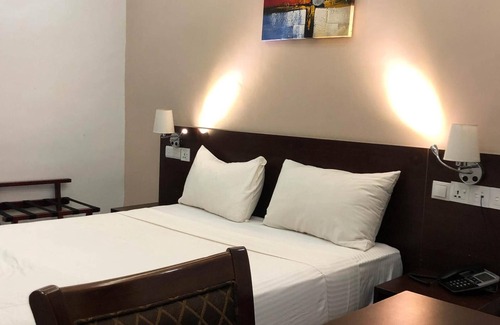Ouakam Hotel | Hôtel Colonia
