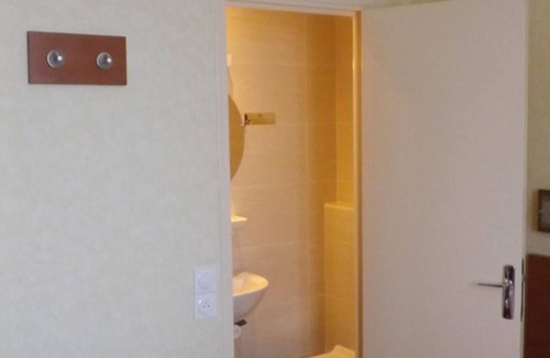13th Arrondissement Hotel | Hôtel de la Place des Alpes
