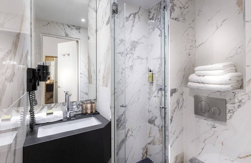 Chaillot Hotel | Hôtel du Bois Champs-Elysées