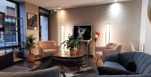 14th Arrondissement Hotel | Hôtel du Maine