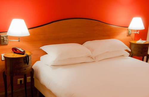 Clignancourt Hotel | Hôtel Eden Montmartre