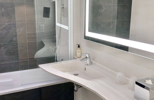 Roissy-en-France Hotel | Hôtel Inn Paris CDG Airport
