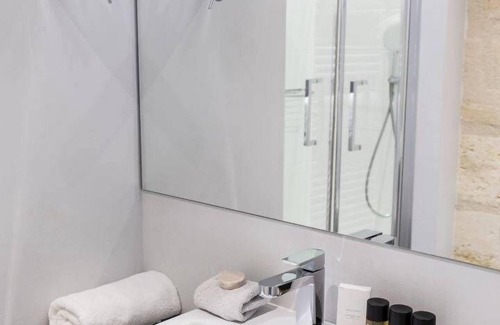Bordeaux City Centre Hotel | Hôtel La Cour Carrée