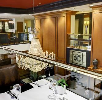 Downtown Montreal Hotel | Hôtel Le Cantlie Suites