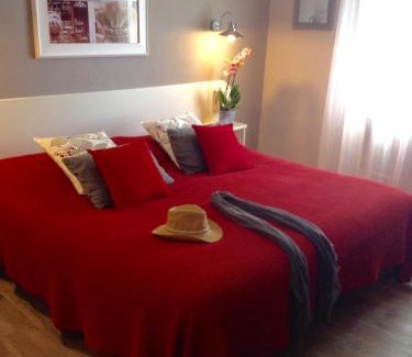 St.-Remy-de-Provence Hotel | Hôtel le Chalet Fleuri