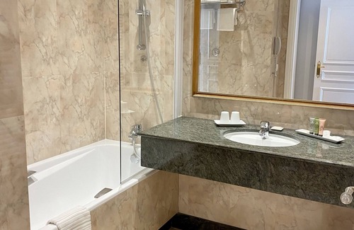 Notre-Dame-des-Champs Hotel | Hôtel Le Littré
