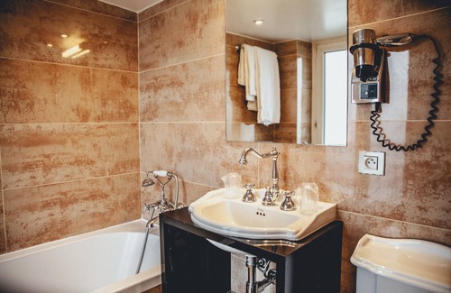 Sorbonne Hotel | Hôtel Le Notre Dame Saint Michel