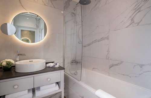 Faubourg Saint-Germain Hotel | Hôtel Le Walt by Inwood Hotels