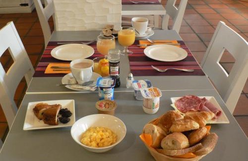 Biarritz City Centre Hotel | Hôtel Les Alizés