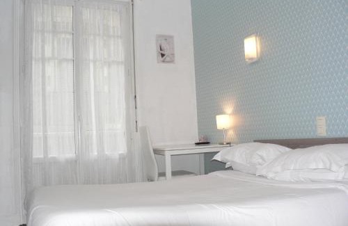 Biarritz City Centre Hotel | Hôtel Les Alizés