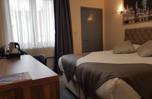 Saint-Josse-ten-Noode Hotel | Hôtel Méribel