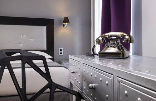 Epinettes Hotel | Hôtel Paris Legendre
