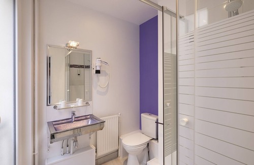Epinettes Hotel | Hôtel Paris Legendre