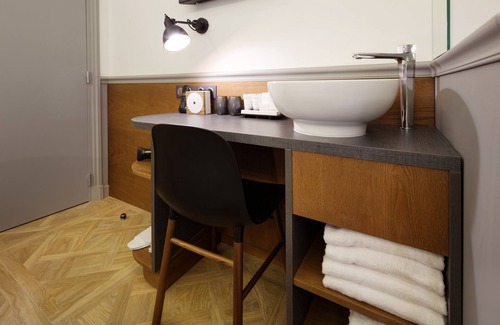 Quartier du Faubourg-Montmartre Hotel | Hôtel Petit Lafayette