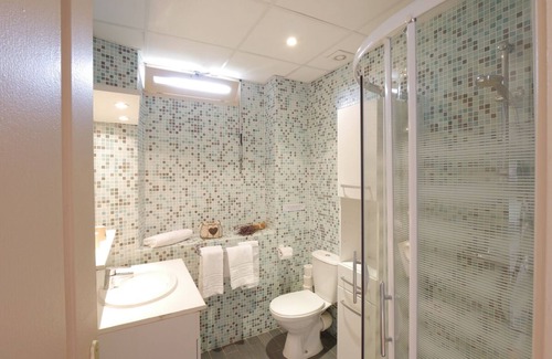 Apt Hotel | Hôtel Vacances Bleues Castel Luberon