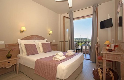 Apt Hotel | Hôtel Vacances Bleues Castel Luberon