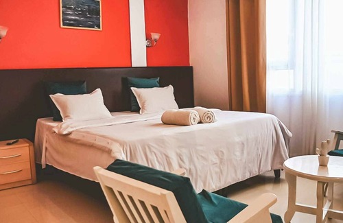 Antananarivo Avaradrano Hotel | Hôtel White Palace