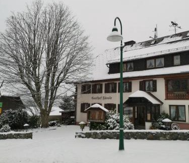 Faulenfurst-Seebrugg House | Höhengasthof Rössle