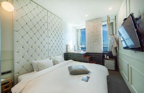 Suyeong-Gu Hotel | H Avenue Hotel Gwangalli branch