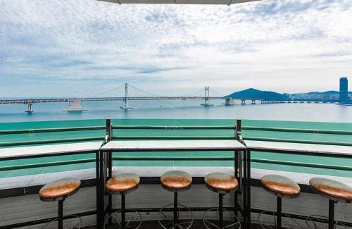 Suyeong-Gu Hotel | H Avenue Hotel Gwangalli branch