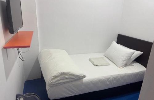 Taman Perling Hotel | H Budget Hotel